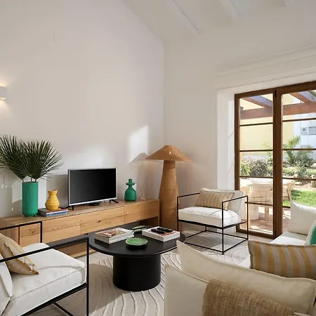 別荘 2 Bdr With Ocean-view Shared Pool, Luz, Lagos Luz