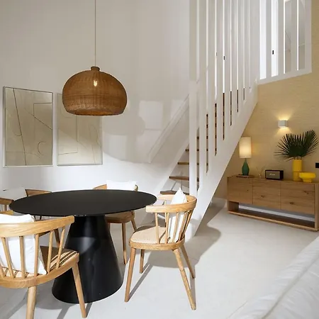 2 Bdr With Ocean-view Shared Pool, Luz, Lagos 別荘