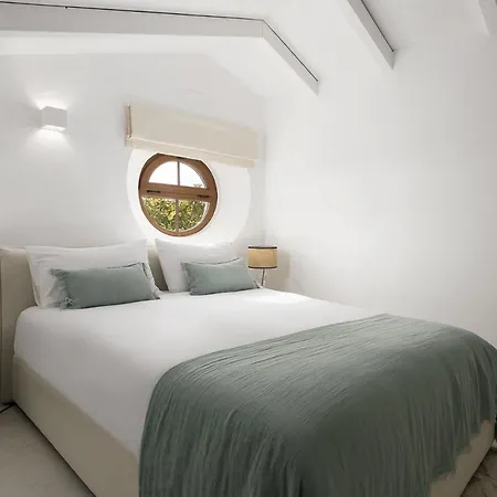 別荘 2 Bdr With Ocean-view Shared Pool, Luz, Lagos *