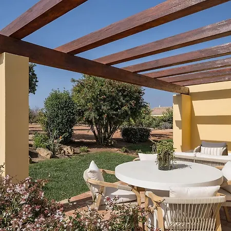 2 Bdr With Ocean-view Shared Pool, Luz, Lagos 別荘 *