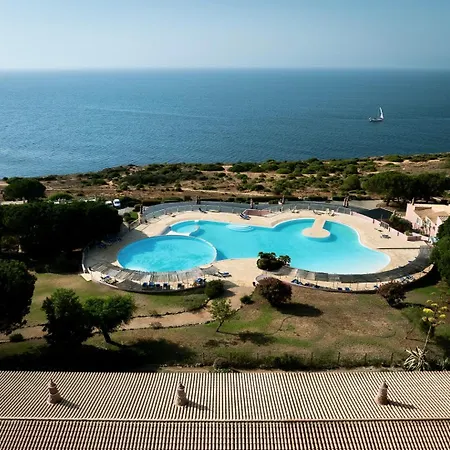 Σπίτι διακοπών 2 Bdr With Ocean-view Shared Pool, Luz, Lagos Luz